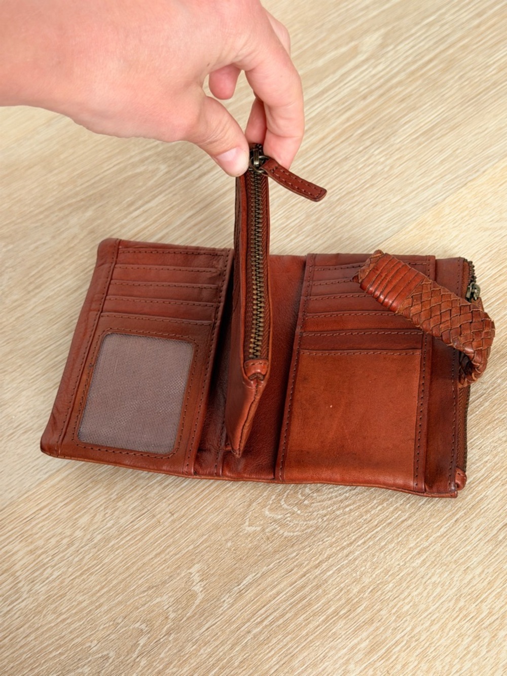Handcrafted Brown Leather Wallet Cotton Braided Strap Closure Vintage Look Boho - Picture 4 of 8